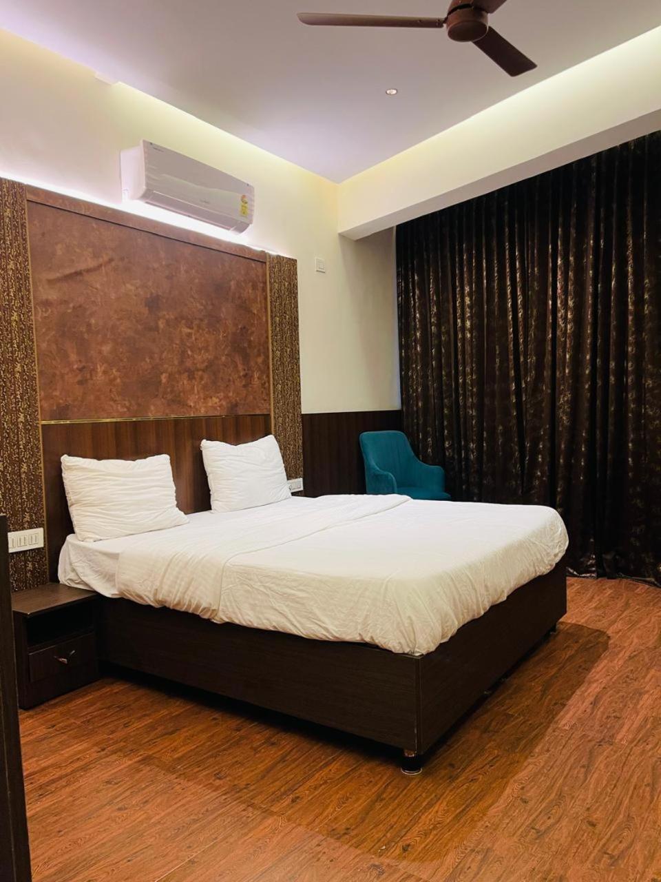 The Taaj Comforts Bangalore Luaran gambar